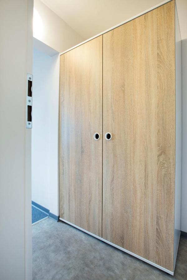 Chillout Dorm Poznan Aparthotel Exterior photo